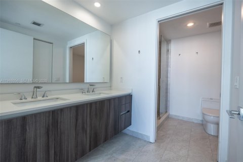 Купить кондоминиум в Майами, Флорида 1 спальня, 69.03м2, № 2044829 - фото 26