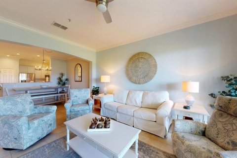 Condo in Palm Coast, Florida, 3 bedrooms № 2302765 - photo 16