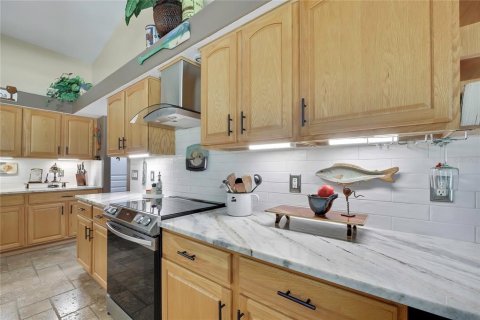 House in Homosassa, Florida 4 bedrooms, 205.78 sq.m. № 2156966 - photo 12