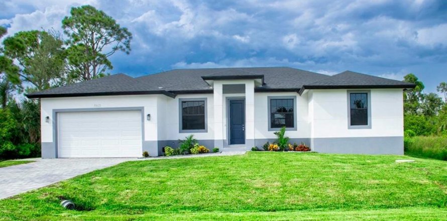 Villa ou maison à Port Charlotte, Floride 4 chambres, 161.93 m2 № 2157033