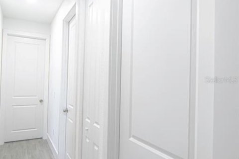 Villa ou maison à louer à Port Charlotte, Floride: 4 chambres, 161.93 m2 № 2157033 - photo 11