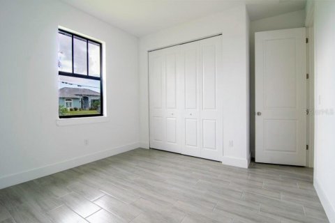 Villa ou maison à louer à Port Charlotte, Floride: 4 chambres, 161.93 m2 № 2157033 - photo 20