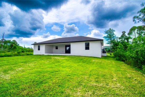 Villa ou maison à louer à Port Charlotte, Floride: 4 chambres, 161.93 m2 № 2157033 - photo 25