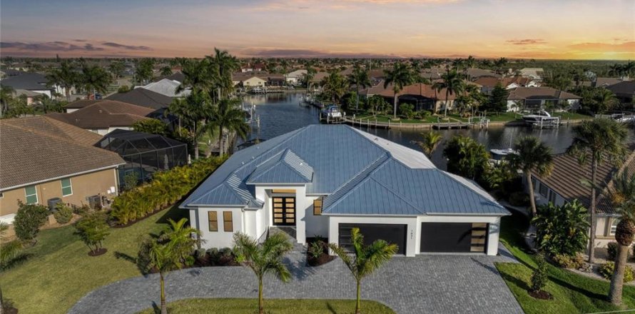 Villa ou maison à Punta Gorda, Floride 4 chambres, 242.1 m2 № 2142231