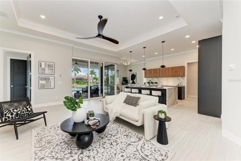 Villa ou maison à vendre à Punta Gorda, Floride: 4 chambres, 242.1 m2 № 2142231 - photo 14