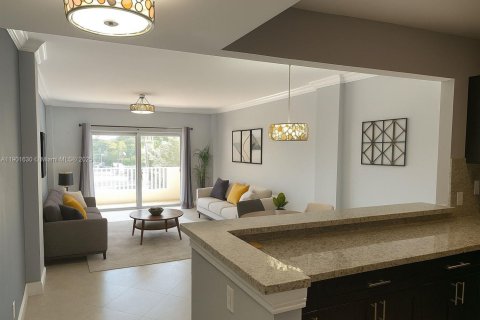 Купить кондоминиум в Норт-Бей-Виллидж, Флорида 1 спальня, 75.9м2, № 1955488 - фото 2