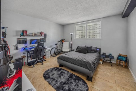 Condominio en venta en Hollywood, Florida, 2 dormitorios, 119.66 m2 № 1797105 - foto 26