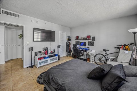 Condominio en venta en Hollywood, Florida, 2 dormitorios, 119.66 m2 № 1797105 - foto 27