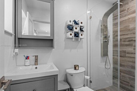 Casa en venta en Miami, Florida, 3 dormitorios, 111.67 m2 № 1982280 - foto 26