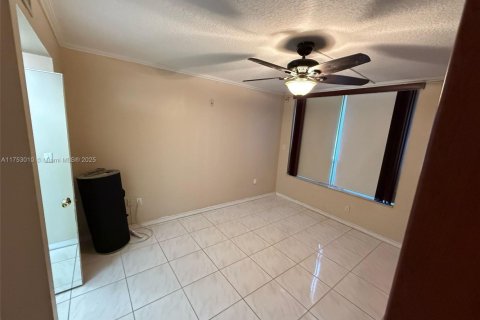 Condominio en venta en Miami Beach, Florida, 2 dormitorios, 99.41 m2 № 1504717 - foto 23