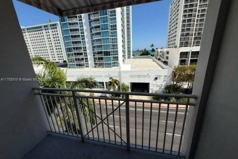 Condominio en venta en Miami Beach, Florida, 2 dormitorios, 99.41 m2 № 1504717 - foto 15