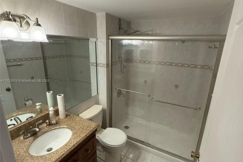 Condominio en venta en Miami Beach, Florida, 2 dormitorios, 99.41 m2 № 1504717 - foto 17
