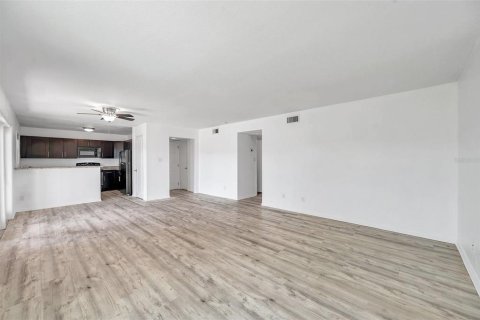 Copropriété à vendre à Saint Petersburg, Floride: 2 chambres, 94.57 m2 № 1528564 - photo 5