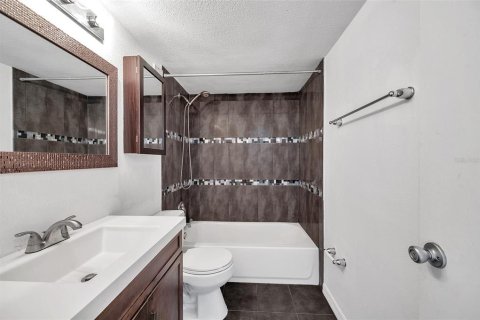 Copropriété à vendre à Saint Petersburg, Floride: 2 chambres, 94.57 m2 № 1528564 - photo 24