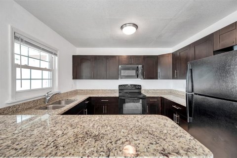 Copropriété à vendre à Saint Petersburg, Floride: 2 chambres, 94.57 m2 № 1528564 - photo 14