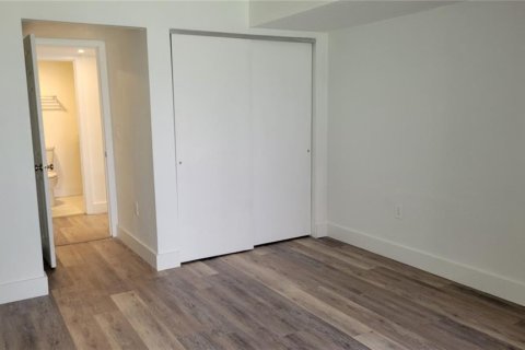 Condominio en alquiler en Sarasota, Florida, 2 dormitorios, 91.23 m2 № 1771322 - foto 15