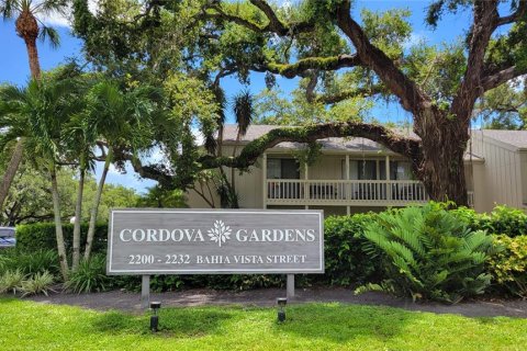 Condominio en alquiler en Sarasota, Florida, 2 dormitorios, 91.23 m2 № 1771322 - foto 22