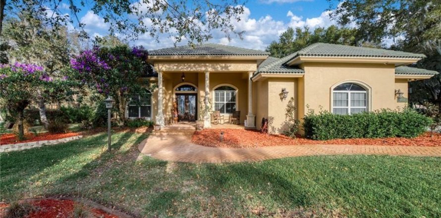 House in Sebring, Florida 3 bedrooms, 316.89 sq.m. № 1789886