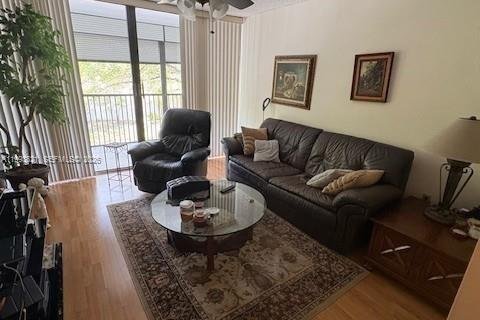 Condominio en venta en Hollywood, Florida, 2 dormitorios, 128.48 m2 № 2058306 - foto 2