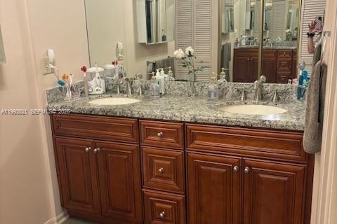 Condominio en venta en Hollywood, Florida, 2 dormitorios, 128.48 m2 № 2058306 - foto 6