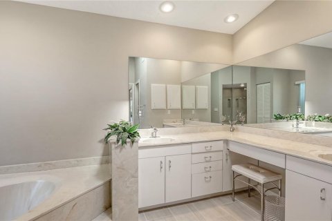 Casa en venta en Bradenton, Florida, 3 dormitorios, 222.04 m2 № 1663225 - foto 24