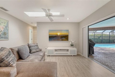 Casa en venta en Bradenton, Florida, 3 dormitorios, 222.04 m2 № 1663225 - foto 19