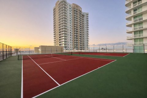 Condominio en alquiler en Hallandale Beach, Florida, 2 dormitorios, 97.73 m2 № 2024736 - foto 22