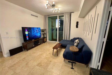 Condominio en alquiler en Hallandale Beach, Florida, 2 dormitorios, 97.73 m2 № 2024736 - foto 2