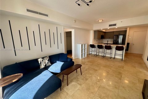 Condominio en alquiler en Hallandale Beach, Florida, 2 dormitorios, 97.73 m2 № 2024736 - foto 3