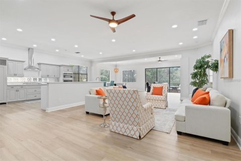 Villa ou maison à vendre à Sarasota, Floride: 3 chambres, 284.65 m2 № 2210545 - photo 6