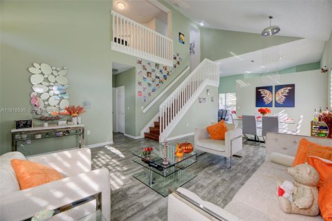 House in Homestead, Florida 4 bedrooms, 216.09 sq.m. № 1976403 - photo 7