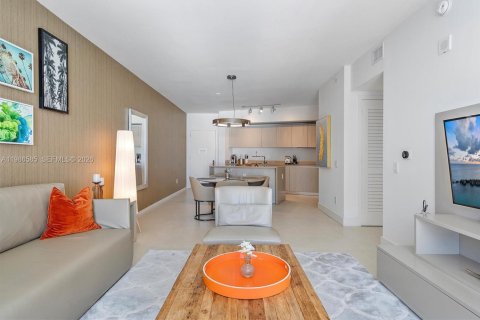 Copropriété à vendre à Hollywood, Floride: 1 chambre, 78.13 m2 № 2255132 - photo 6
