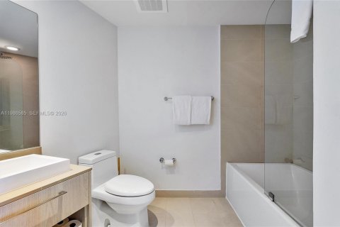 Copropriété à vendre à Hollywood, Floride: 1 chambre, 78.13 m2 № 2255132 - photo 30