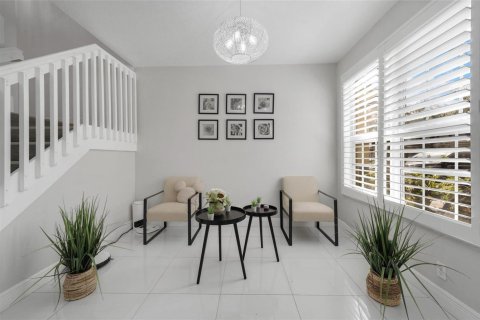 Touwnhouse à louer à Oakland Park, Floride: 3 chambres, 140.65 m2 № 2387835 - photo 5