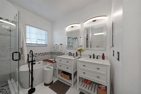 Touwnhouse à louer à Oakland Park, Floride: 3 chambres, 140.65 m2 № 2387835 - photo 18
