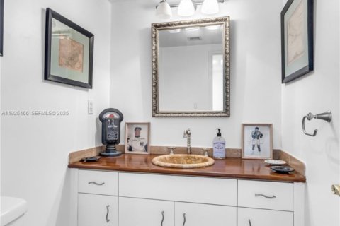 Condominio en venta en North Bay Village, Florida, 1 dormitorio, 98.2 m2 № 1984006 - foto 30