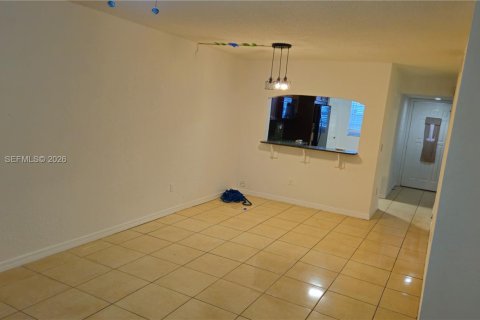 Condo in Miami, Florida, 3 bedrooms  № 2045629 - photo 24