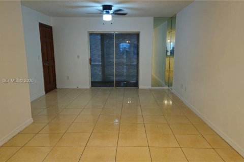Condo in Miami, Florida, 3 bedrooms  № 2045629 - photo 20