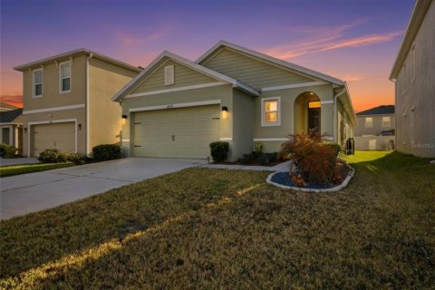 Villa ou maison à Wesley Chapel, Floride 3 chambres, 140.84 m2 № 2096943