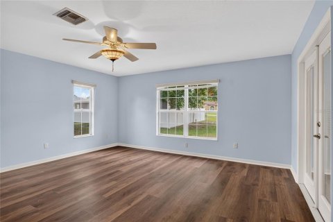 House in Ocala, Florida 3 bedrooms, 268.67 sq.m. № 2155670 - photo 29