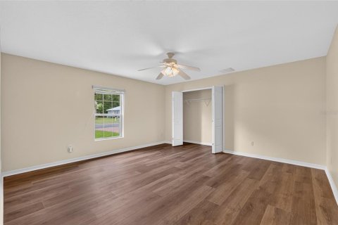 House in Ocala, Florida 3 bedrooms, 268.67 sq.m. № 2155670 - photo 9