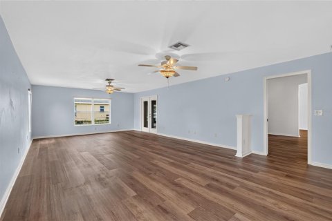 House in Ocala, Florida 3 bedrooms, 268.67 sq.m. № 2155670 - photo 28