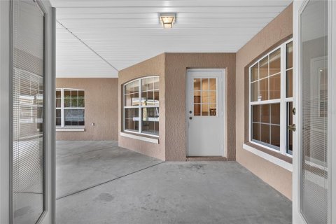 House in Ocala, Florida 3 bedrooms, 268.67 sq.m. № 2155670 - photo 11
