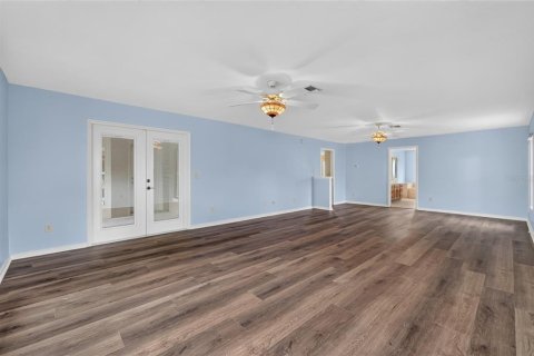 House in Ocala, Florida 3 bedrooms, 268.67 sq.m. № 2155670 - photo 30