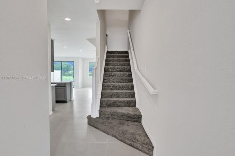 Touwnhouse à louer à Oakland Park, Floride: 3 chambres, 164.81 m2 № 2042817 - photo 11