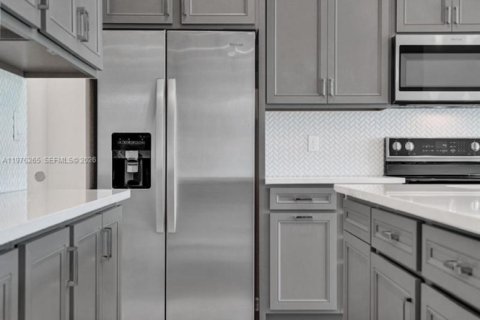 Touwnhouse à louer à Oakland Park, Floride: 3 chambres, 164.81 m2 № 2042817 - photo 14