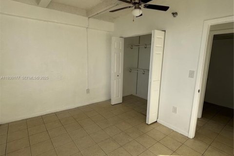 Condominio en alquiler en Miami Beach, Florida, 1 dormitorio, 55.74 m2 № 1989009 - foto 9