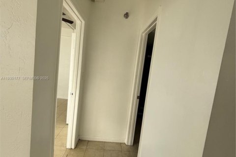 Condominio en alquiler en Miami Beach, Florida, 1 dormitorio, 55.74 m2 № 1989009 - foto 5