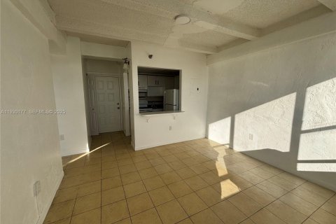 Condominio en alquiler en Miami Beach, Florida, 1 dormitorio, 55.74 m2 № 1989009 - foto 7