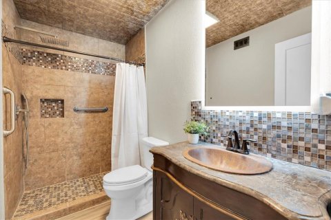 Condo in Tampa, Florida, 3 bedrooms  № 1885828 - photo 23
